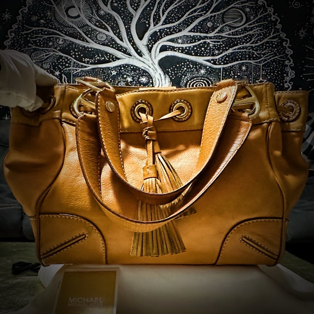 Vintage 90s Y2K Michael Kors Shoulder Bag  Gold soft Leather work and school bag - Picture 12 of 17